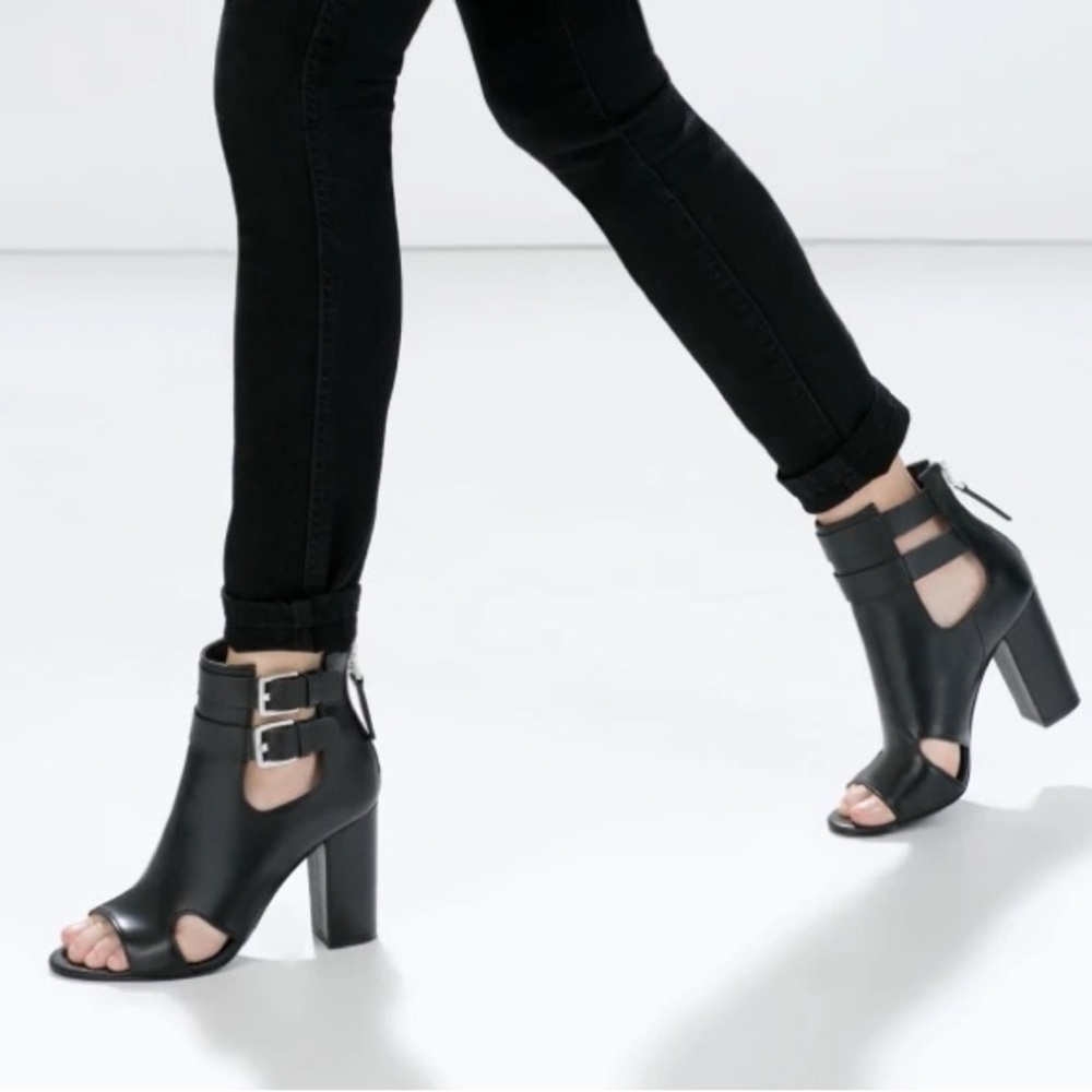 💖💕 ZARA LEATHER ANKLE BOOT SANDAL CUT OUT BUCKLE HEEL SHOE BLACK SIZE 40 9💕💖